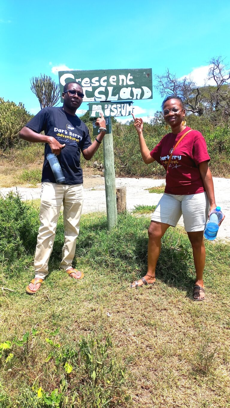 Home Crescent Island Safari