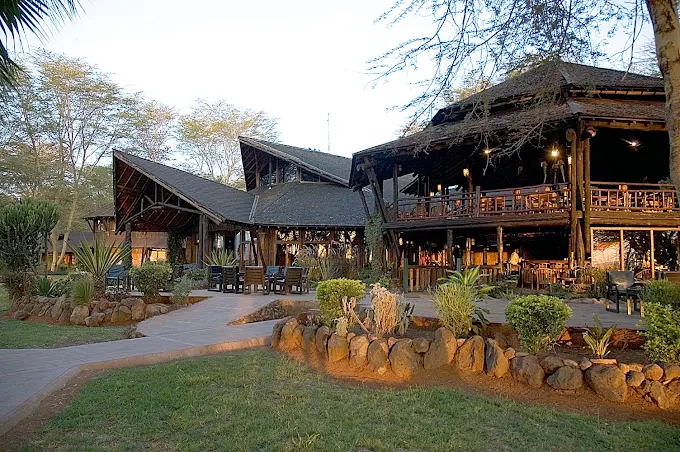 OL-TUKAI LODGE